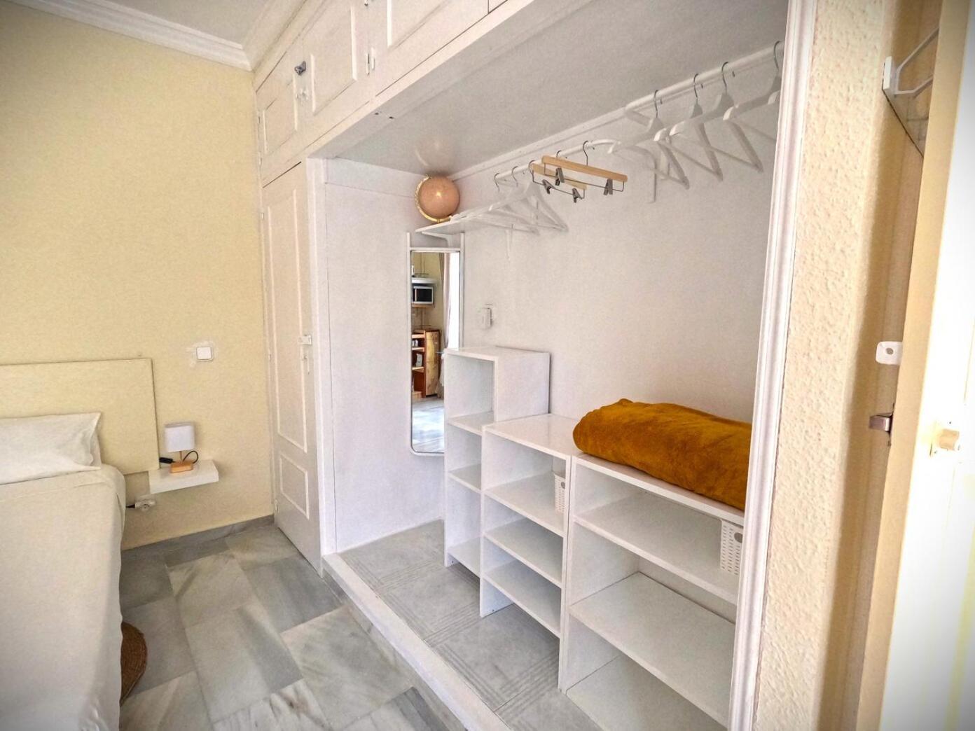 Apartment Gibralfaro Turistico Cerca De La Playa Málaga